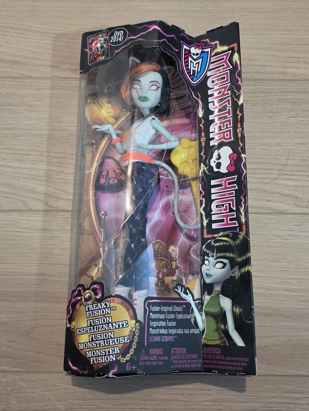 monster high Freaky-fusion doll Scarah Screams
